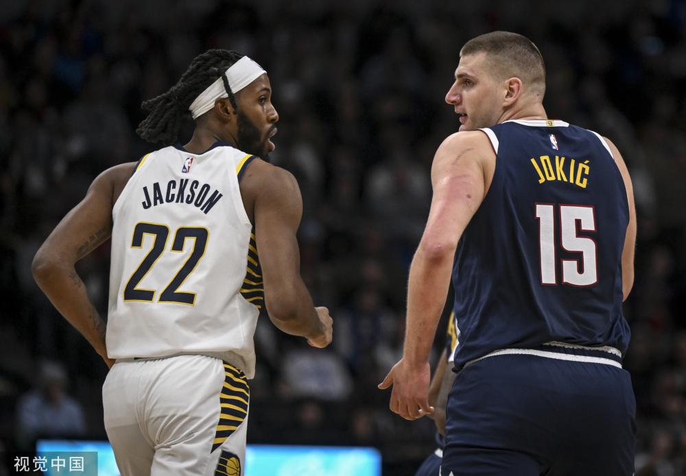 正在正确的 正在正确的